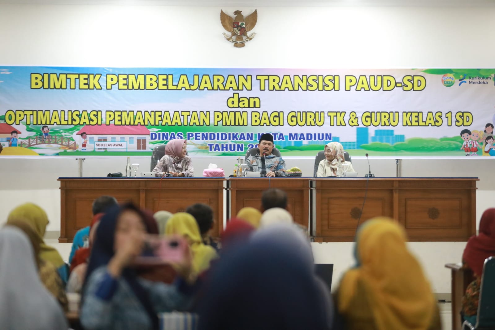 Foto 6 dari 11: Hadiri Bimtek Bersama Guru PAUD-SD, Wali Kota Harap Optimal dalam Pemanfaatan PMM