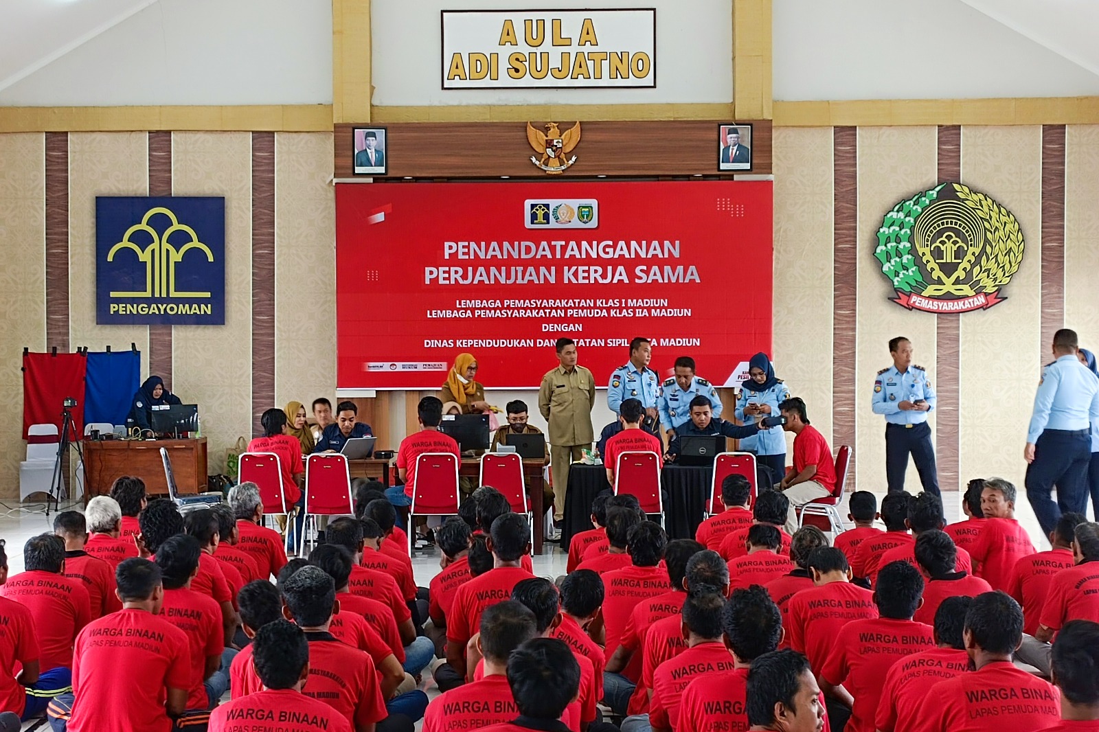 Foto 8 dari 8: Lindungi Hak Pilih Warga Binaan, Dukcapil Gelar Pemeriksaan Biometrik di Lembaga Pemasyarakatan