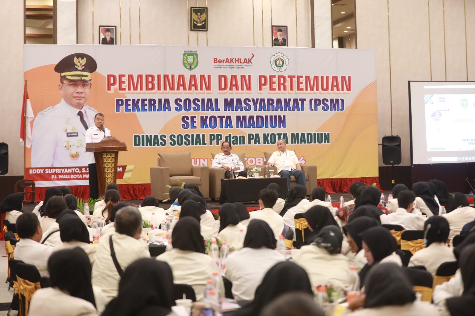 Foto 3 dari 9: Upaya Peningkatan Keterampilan, Dinsos PPPA Gelar Pembinaan Bagi PSM