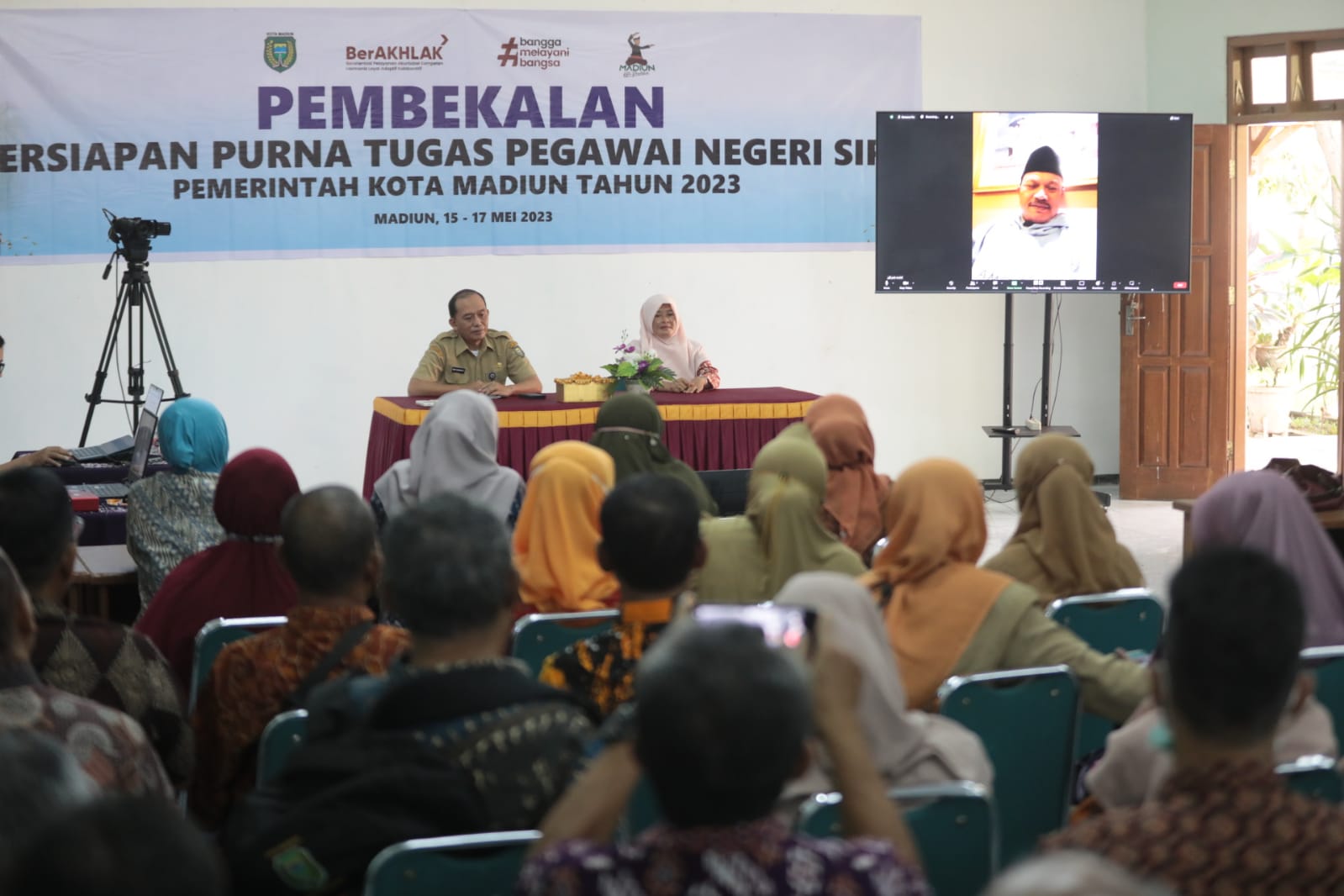 Foto 4 dari 7: Pembekalan Purna Tugas ASN, Wali Kota Maidi Pesan Agar Pensiunan Tetap Produktif