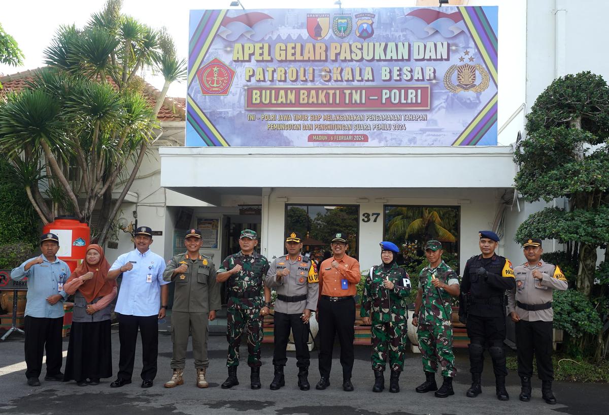 Foto 6 dari 9: Peringati Bulan Bakti TNI-Polri, Polres Madiun Kota dan Jajaran TNI Gelar Apel Gabungan