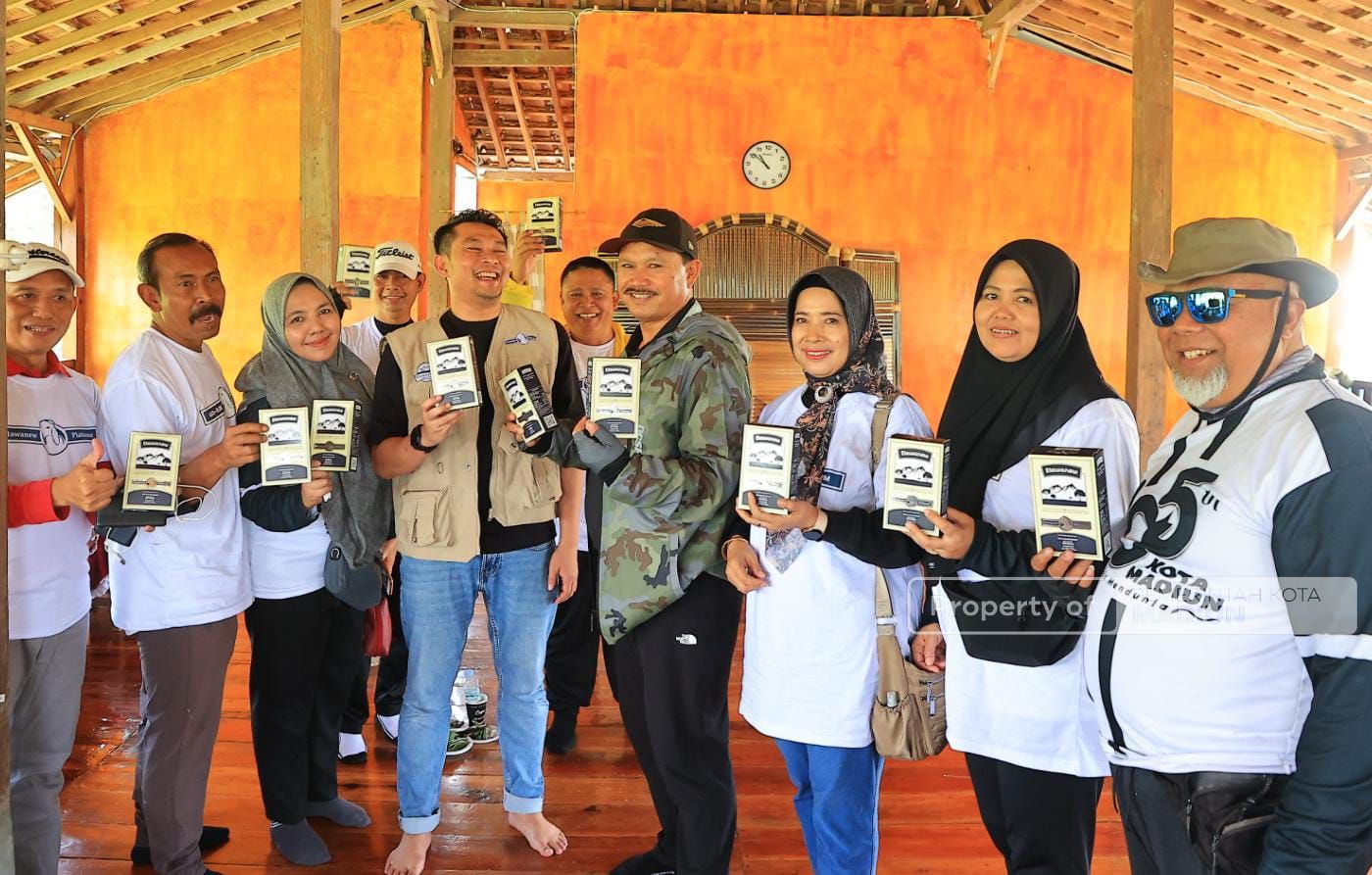Foto 8 dari 9: Belum Ada di Mataraman, Wali Kota Ingin Hadirkan Peternakan Kambing Perah dan Industri Pengolahan Susu Kambing di Kota Pendekar