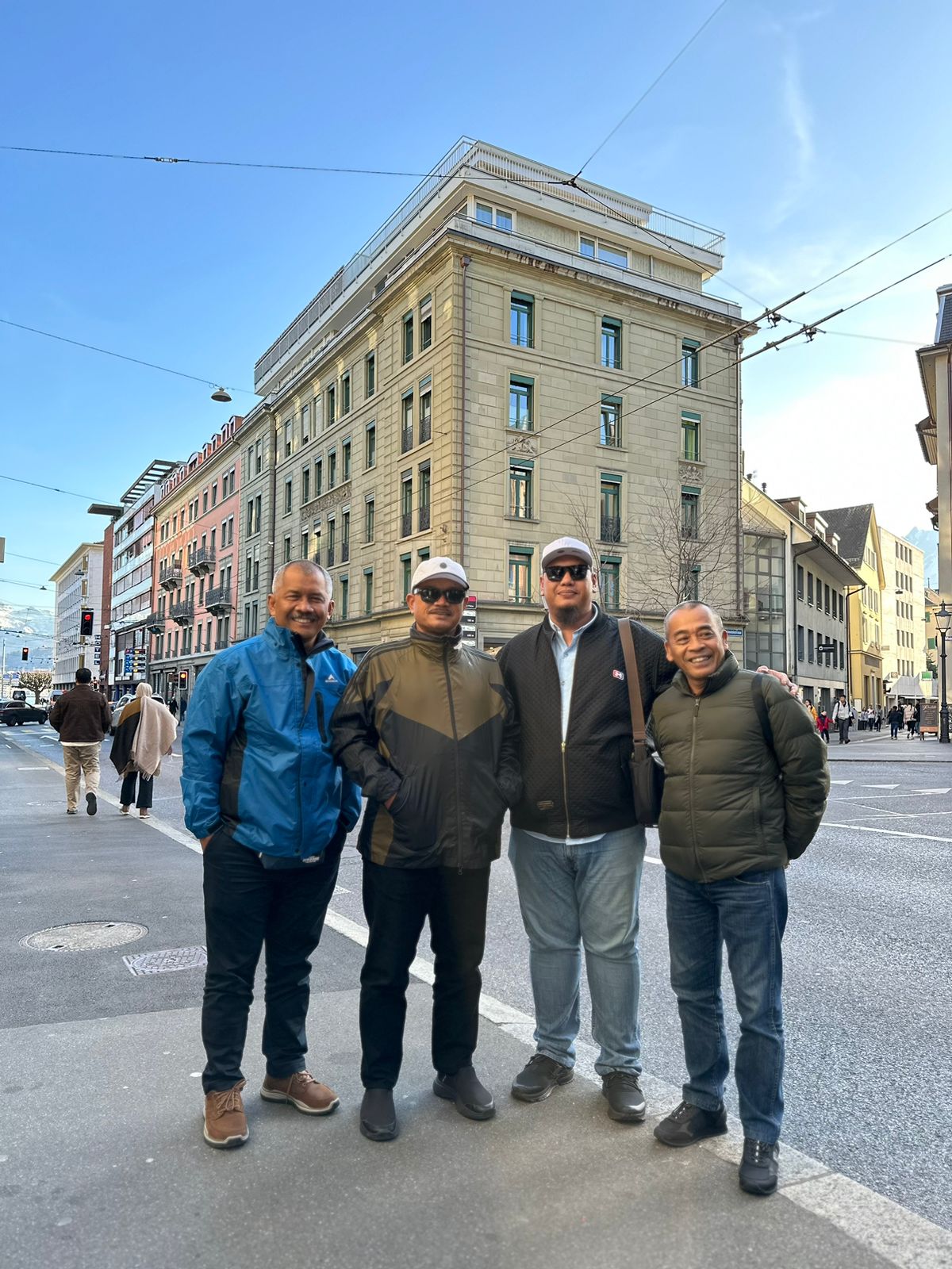 Foto 2 dari 2: Tiba di Swiss Disuguhi Karnaval Tahunan, Wali Kota: Formula Menarik Wisatawannya Sama dengan yang Kita Lakukan