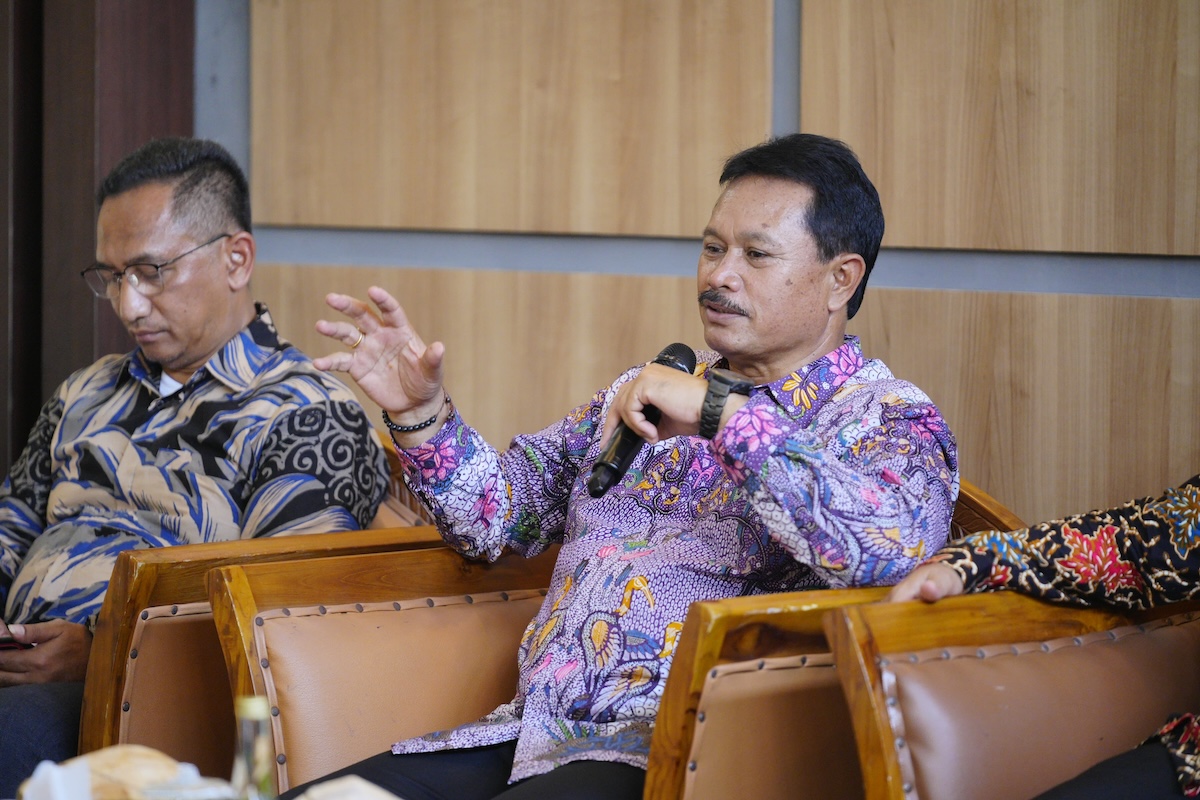 Foto 8 dari 8: Pimpin Musrenbang di Tiga Kelurahan, Wali Kota Resmikan Lapangan Voli dan Sampaikan Hasil Pembangunan