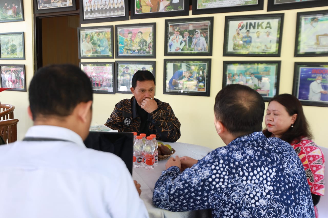 Foto 3 dari 9: Gelar Dua Audiensi, Wali Kota Bahas Investasi Untuk Kota Pendekar