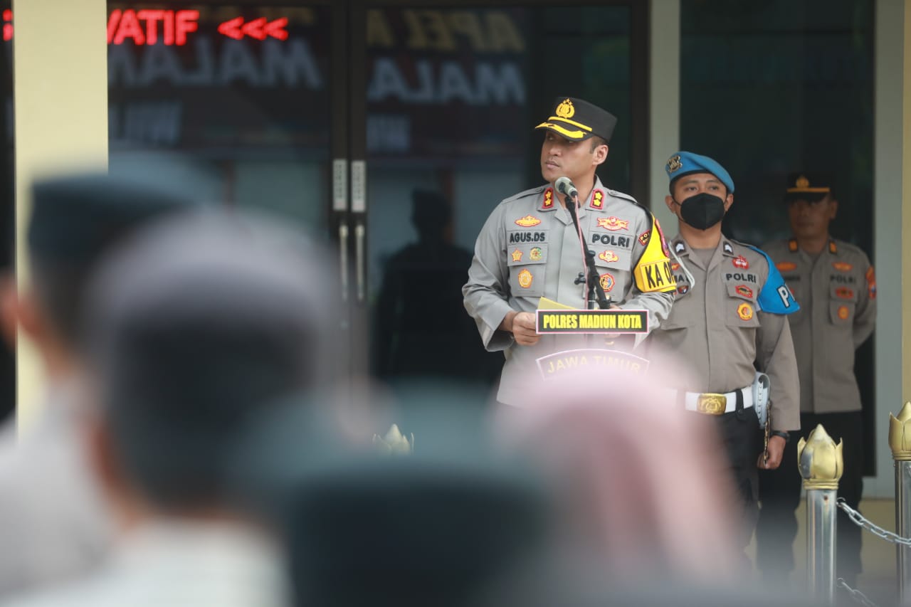 Foto 1 dari 18: Jaga Kondusivitas Kota, Forkopimda Siap Laksanakan Pengamanan Di Malam Tahun Baru