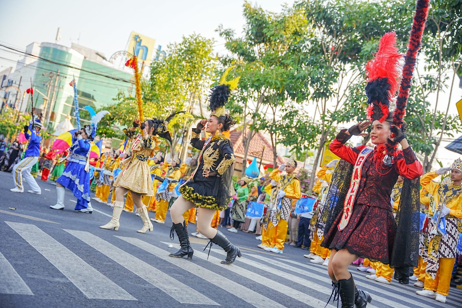 Bawakan Tema Pencak Silat Dan Retno Dumilah, Parade Senja Pukau Pengunjung PSC