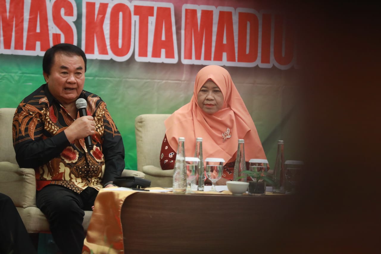 Foto 10 dari 14: FGD Bersama Tim Surveyor Puskesmas Tawangrejo dan Manguharjo, Wali Kota Harapkan Hasil Optimal