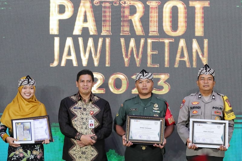 Foto utama berita: Wujudkan Sinergi Kuat Tiga Pilar, Kelurahan Pangongangan Raih Anugerah Patriot Jawi Wetan 2023