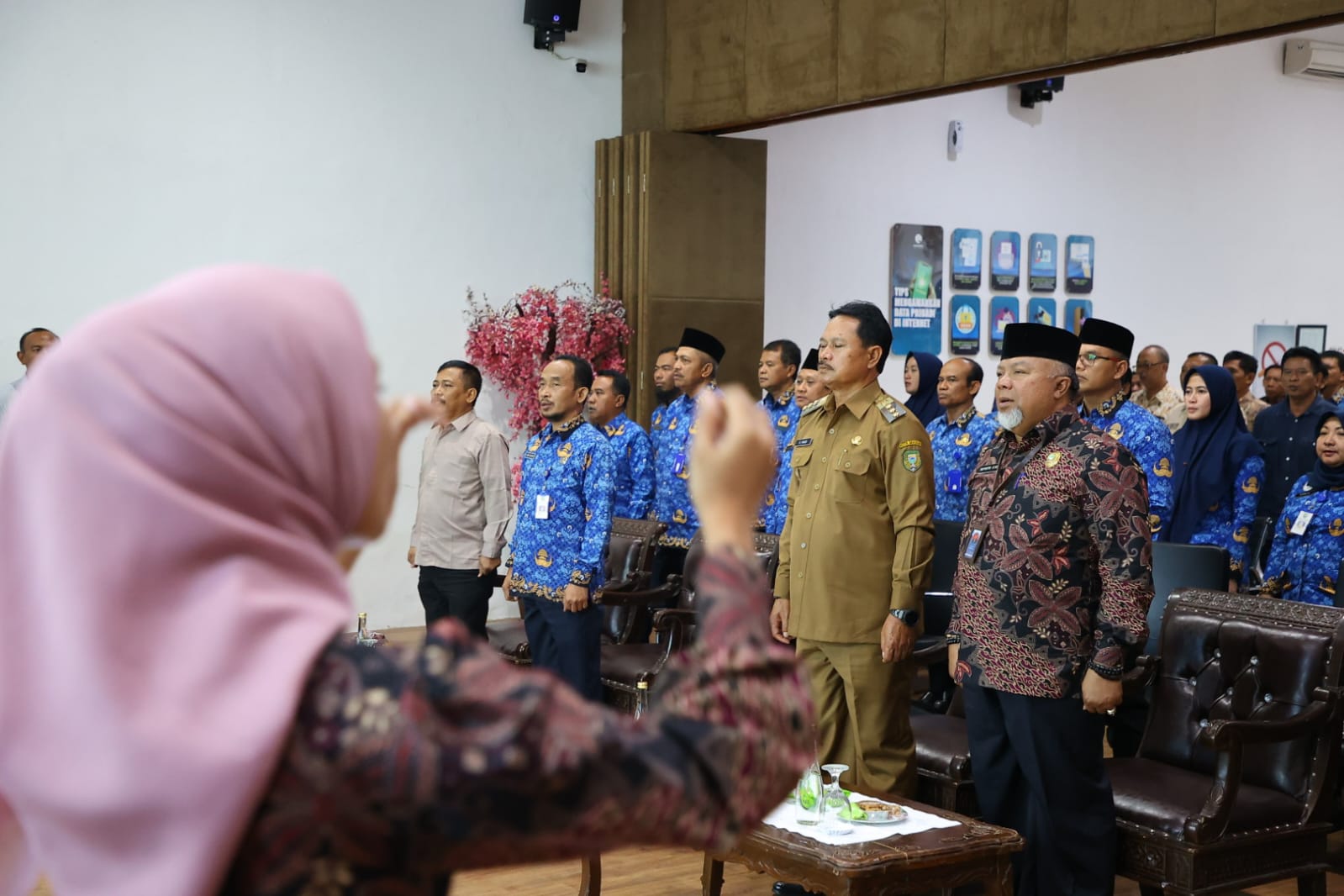 Foto 8 dari 9: Apresiasi Terhadap Pelanggan, PDAM Tirta Taman Sari Beri Reward Bagi Pelanggan