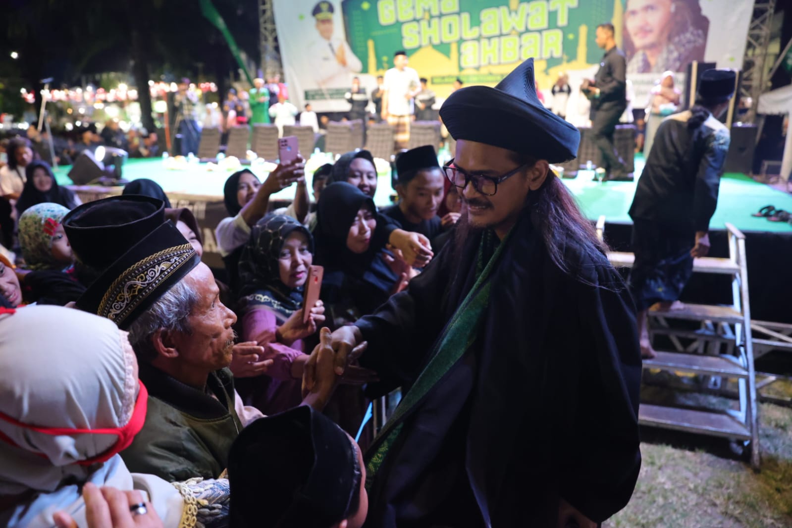 Foto 7 dari 19: Agungkan Nabi Muhammad Dalam Madiun Bersholawat