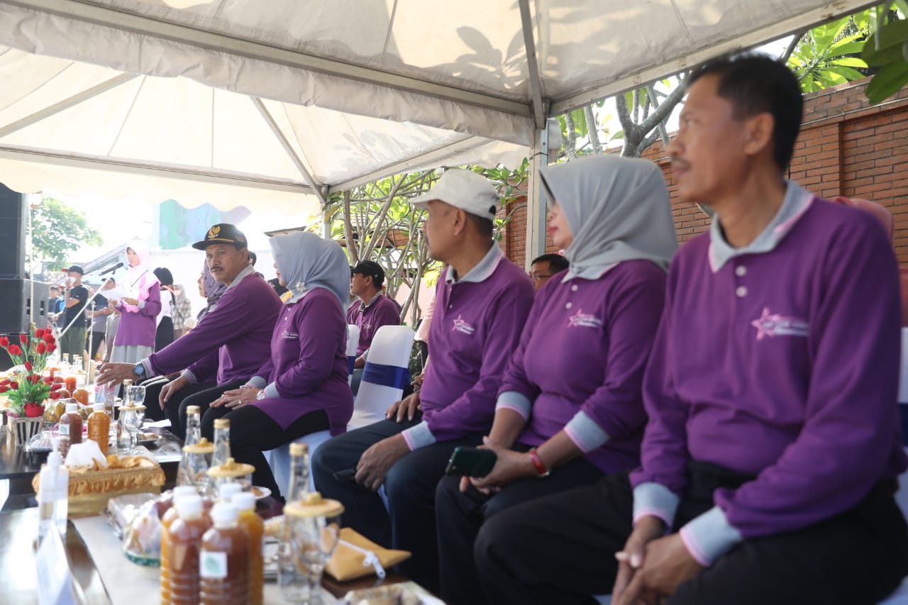 Foto 4 dari 14: Manfaatkan PSC, SMPN 11 Gelar Pentas Seni Hingga Pameran Kreasi Siswa