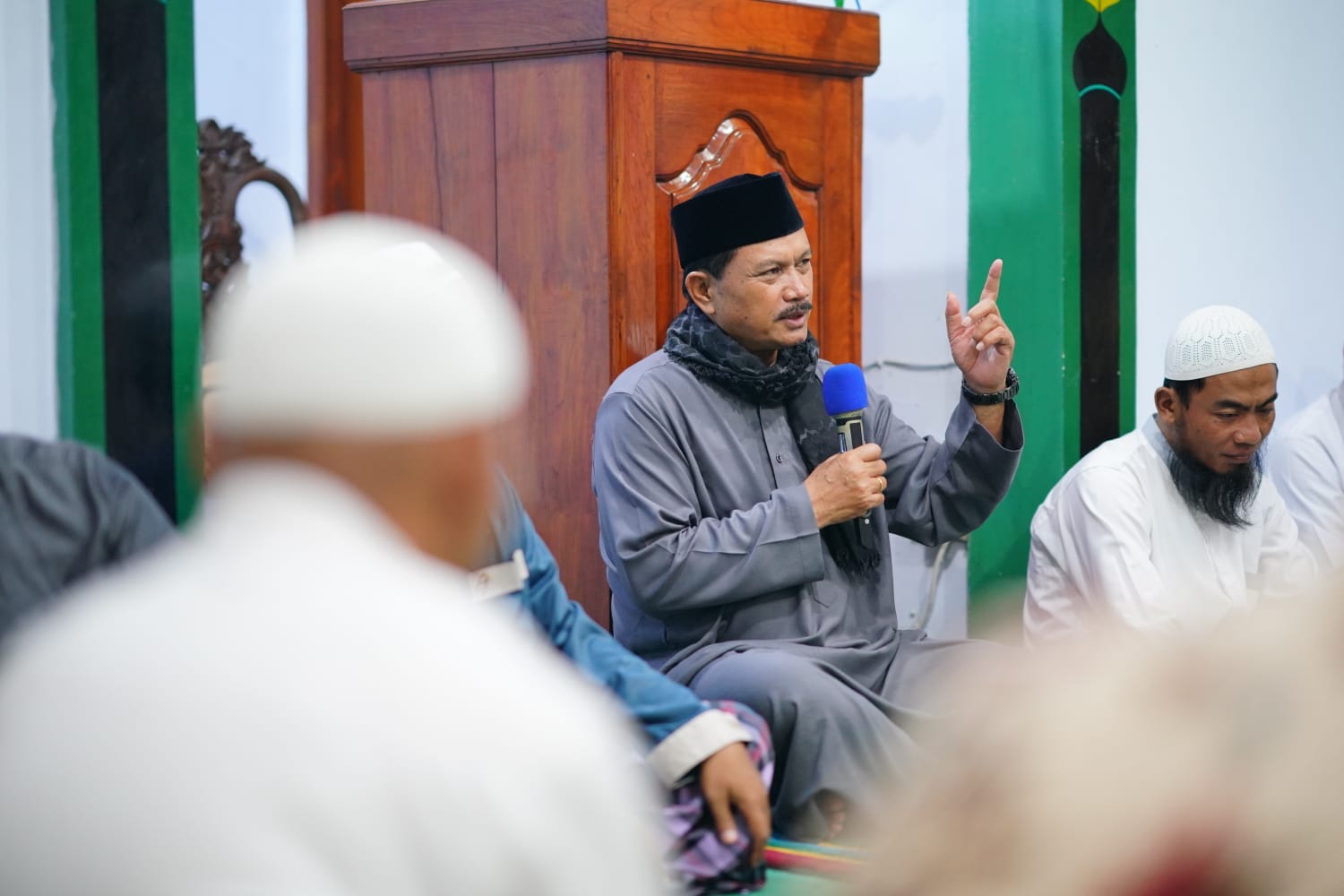 Foto 4 dari 10: Safari Ramadan Terus Berlanjut, Wali Kota Harap Maksimalkan Ibadah 10 Hari Terakhir Ramadan