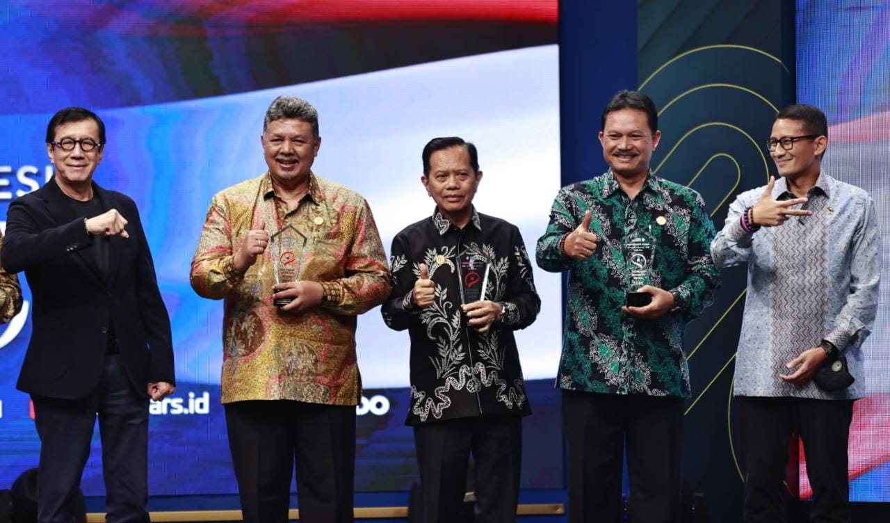 Foto utama berita: Inovatif dan Visioner, Wali Kota Maidi Raih Penghargaan Indonesia Visionary Leader Kategori Best Overall