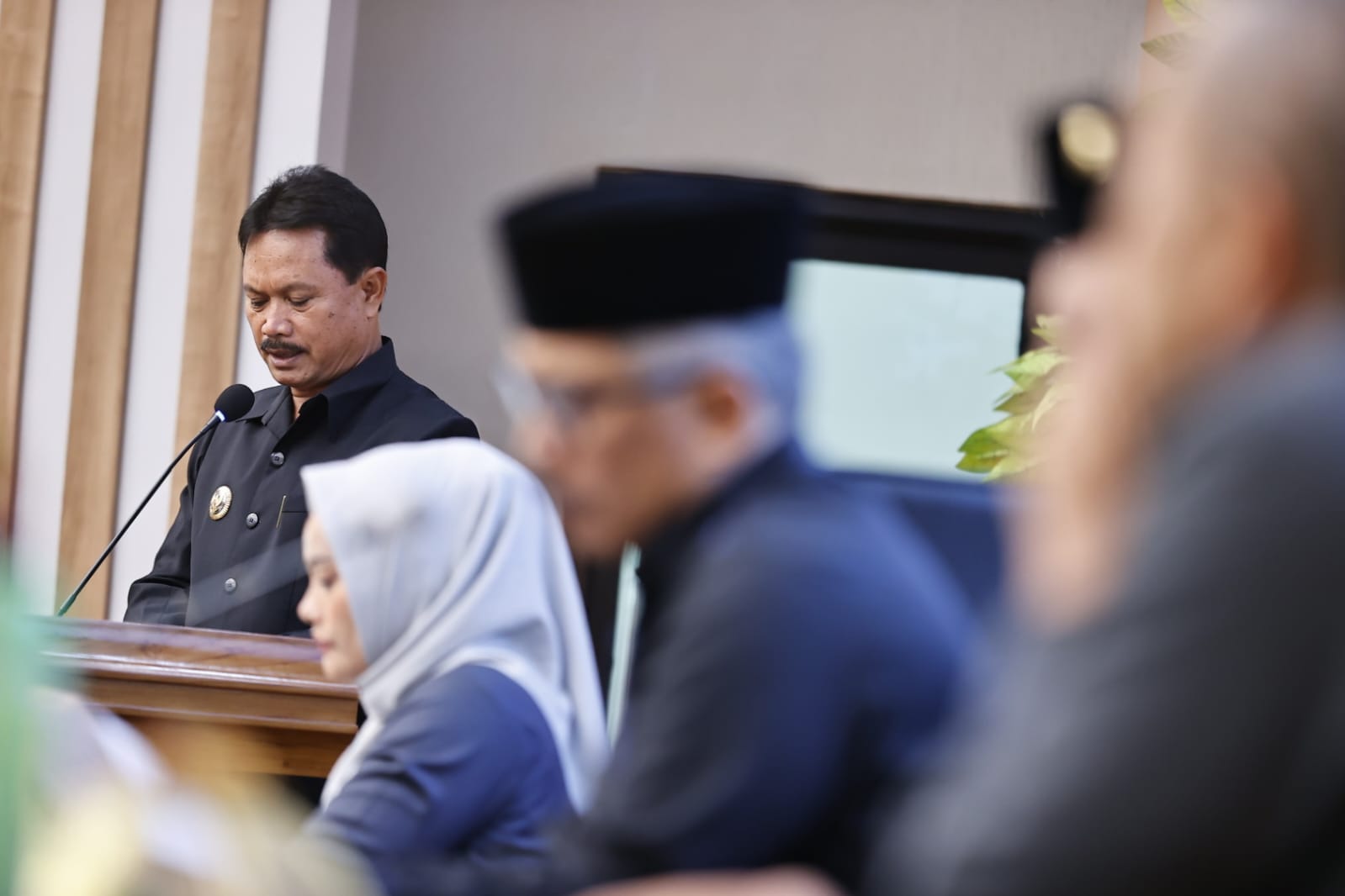 Foto 6 dari 8: Wali Kota Maidi Setujui Raperda Inisiatif DPRD Tentang Pelestarian Dan Pemajuan Kebudayaan Daerah