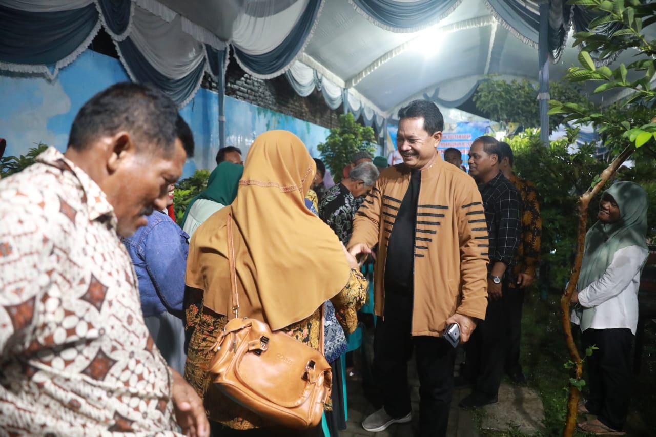 Foto 8 dari 18: Musrenbang di Dua Kelurahan, Wali Kota Sampaikan Arah Pembangunan Kota Kedepan
