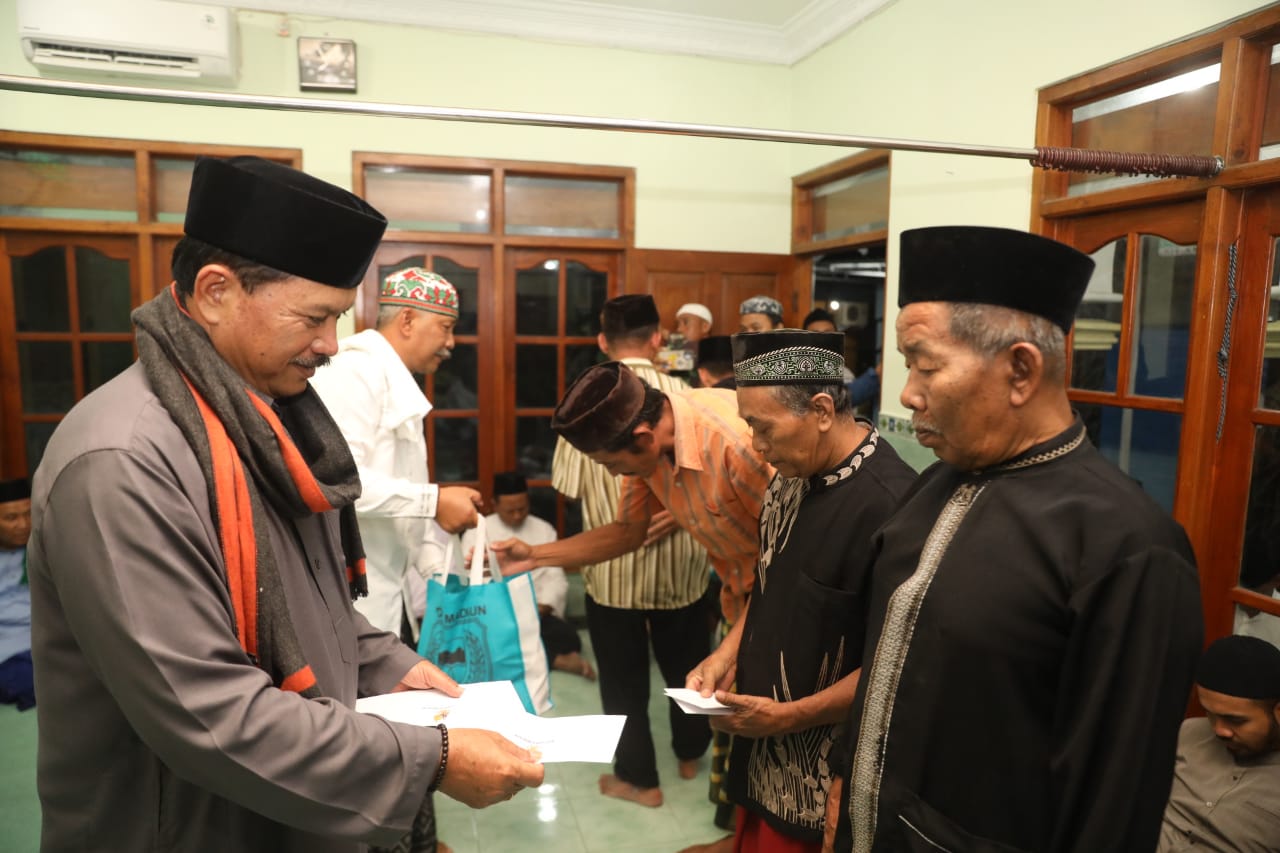 Foto 5 dari 10: Safari Ramadan di Musala Nurur Ridho, Jadi Ajang Silaturahmi Sekaligus Bangun Nuansa Religi