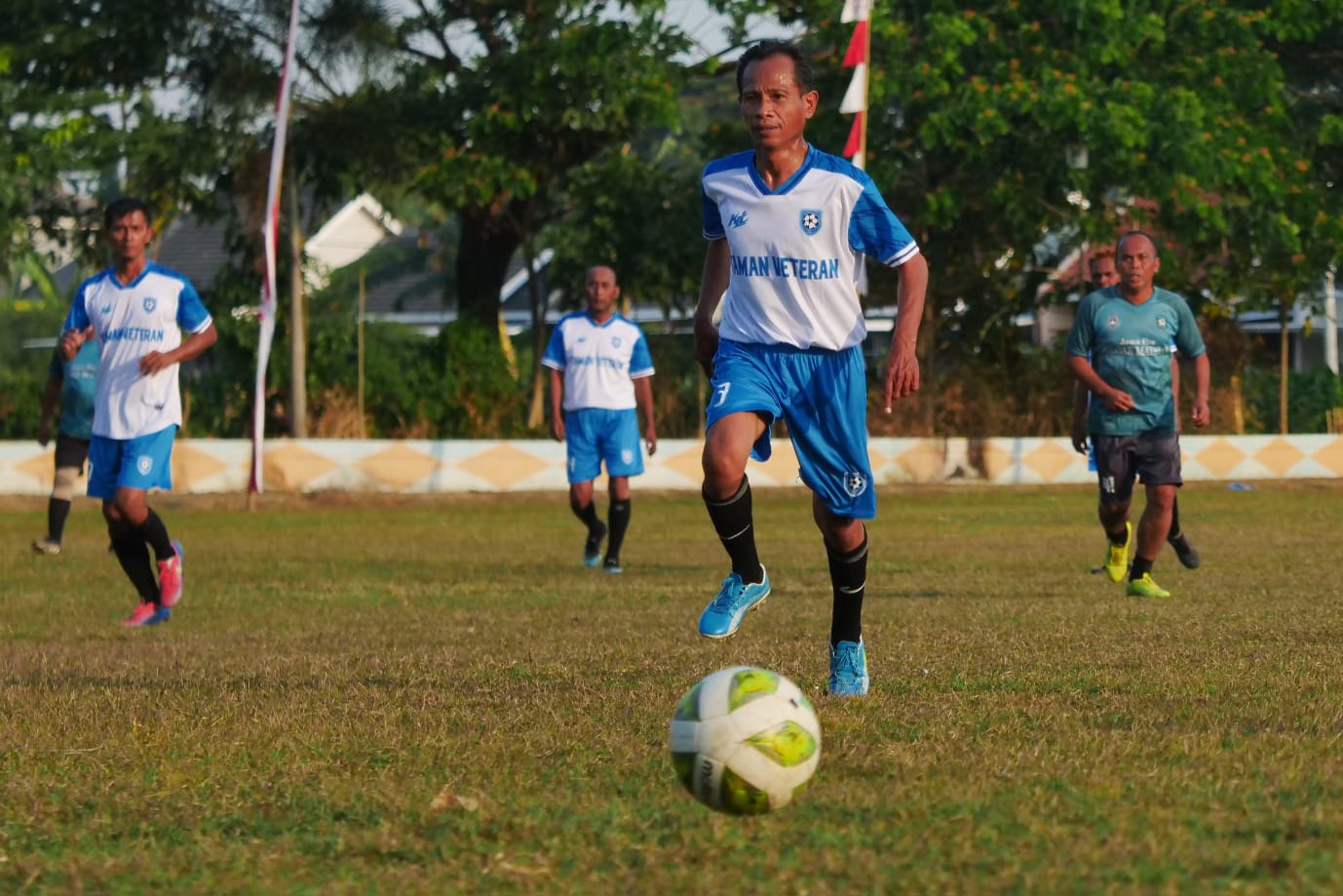 Foto 7 dari 9: Laga Final Turnamen Sepak Bola Piala DPRD Kota Madiun Besok Sore, Armaya: Dijamin Seru Sejak Menit Awal
