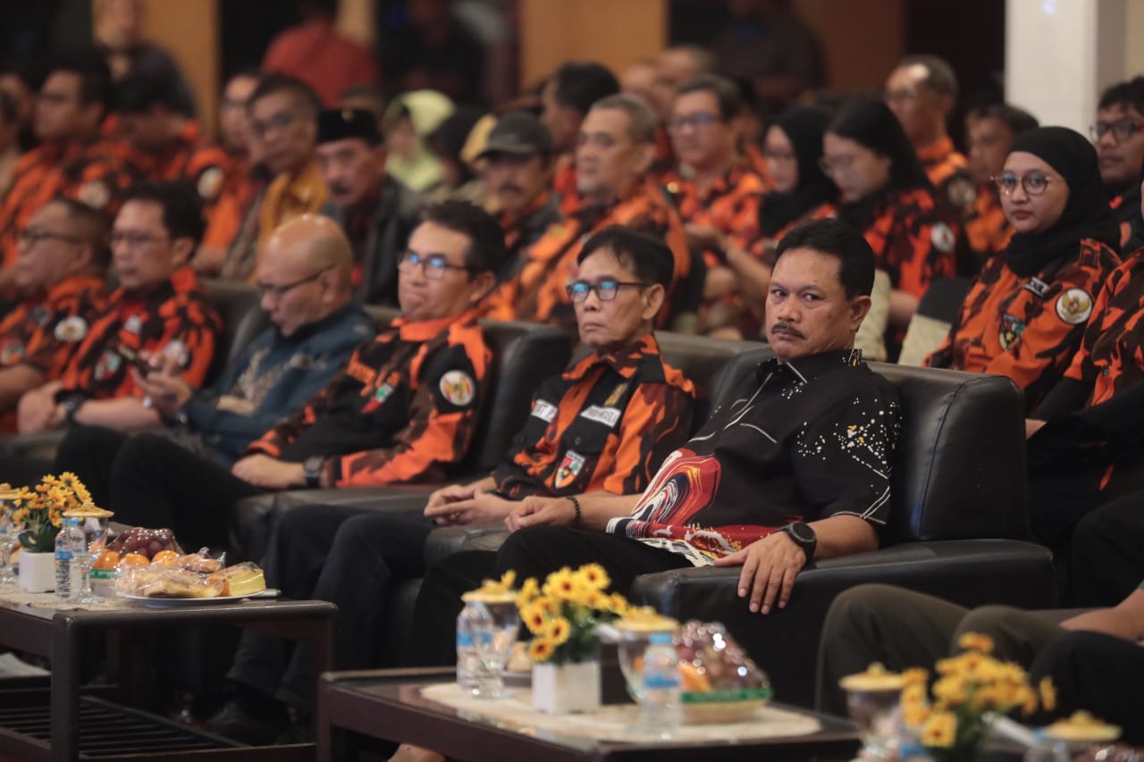 Foto 3 dari 14: Hadiri Pelantikan MPC PP Kota Madiun, Walikota Berikan Apresiasi