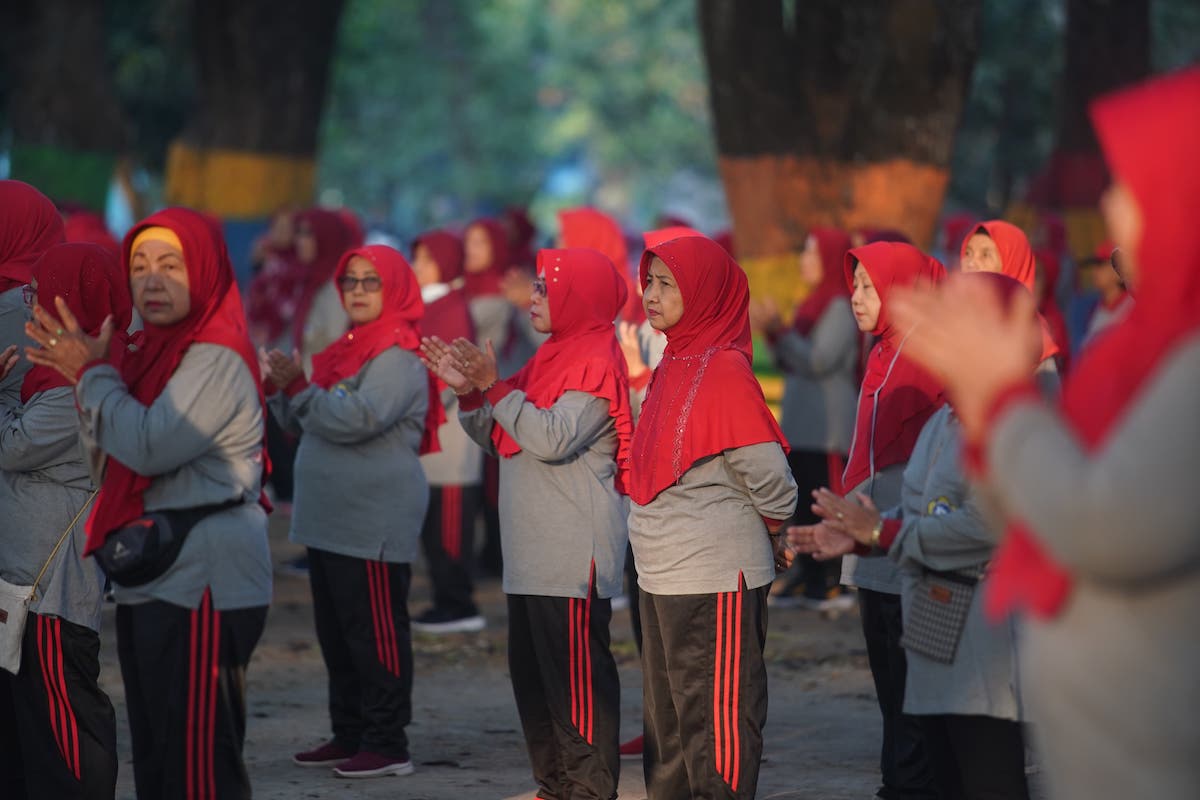 Foto 9 dari 9: Pimpin Senam Lansia, Wali Kota Sampaikan Capaian Kota