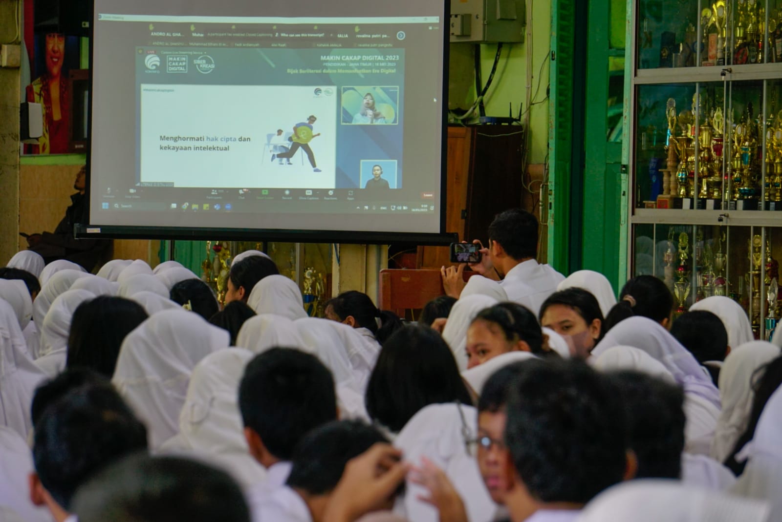 Foto 9 dari 11: Jadi Keynote Speech Literasi Digital, Wali Kota Tak Ingin Pelajar Jadi Korban Perubahan