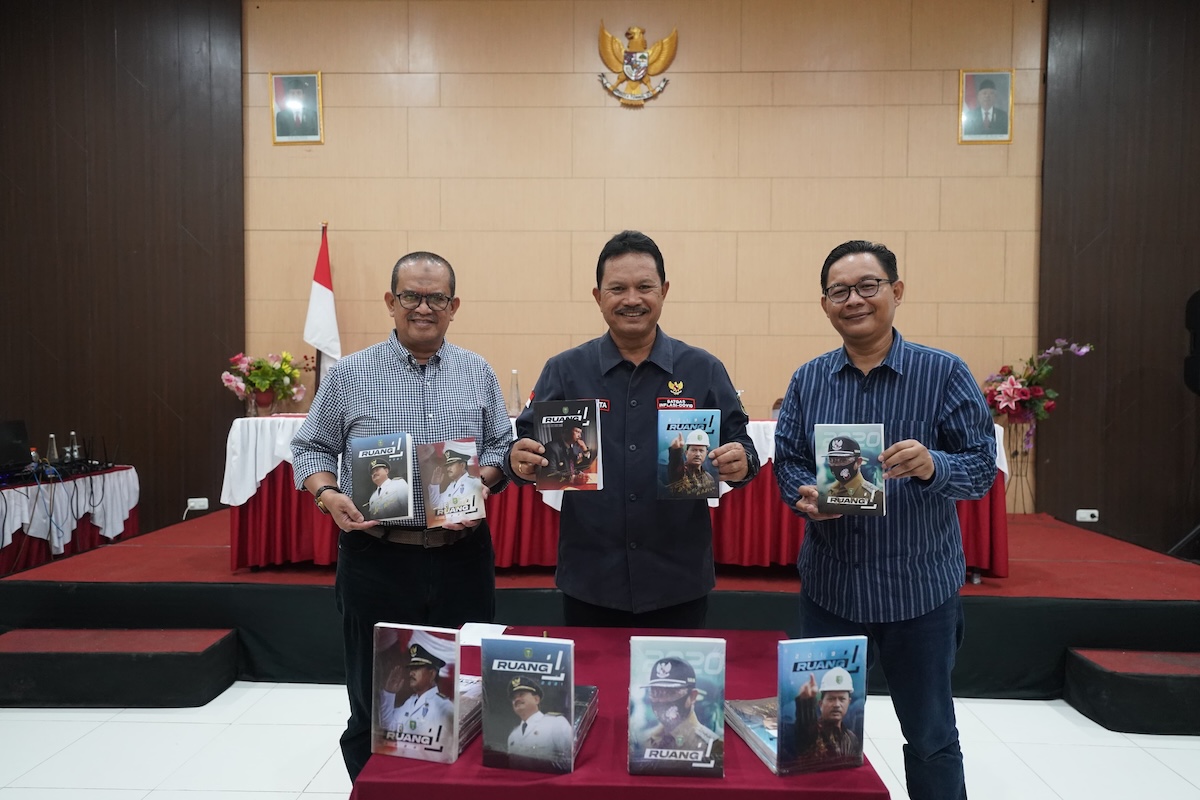 Foto utama berita: Launching Buku Ruang Satu, Wali Kota: Perkembangan Kota Madiun dari 2019 Ada di Buku Ini