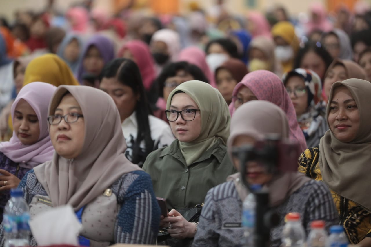 Foto 3 dari 13: Isi Seminar Parenting Di SMPN 1, Wali Kota Imbau Orang Tua Perhatikan Pergaulan Anak