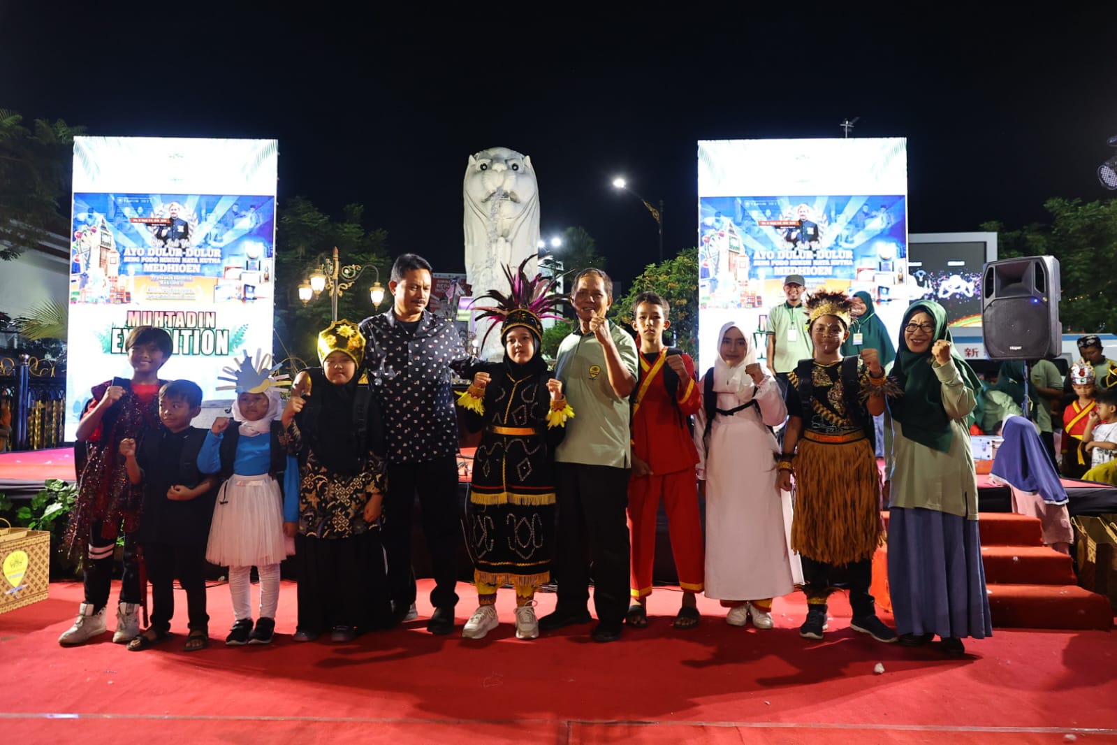 Foto 8 dari 9: Hadiri Muhtadin Exhibition SDN Muhammadiyah, Wali Kota Pesan Agar Bakat dan Hobi Anak Didukung