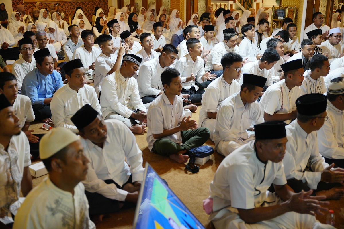 Foto 9 dari 9: Gelar Pramuka Religi di Pondok Abi Bahrun, Wali Kota Harap Generasi Muda Perbanyak Doa dan Usaha