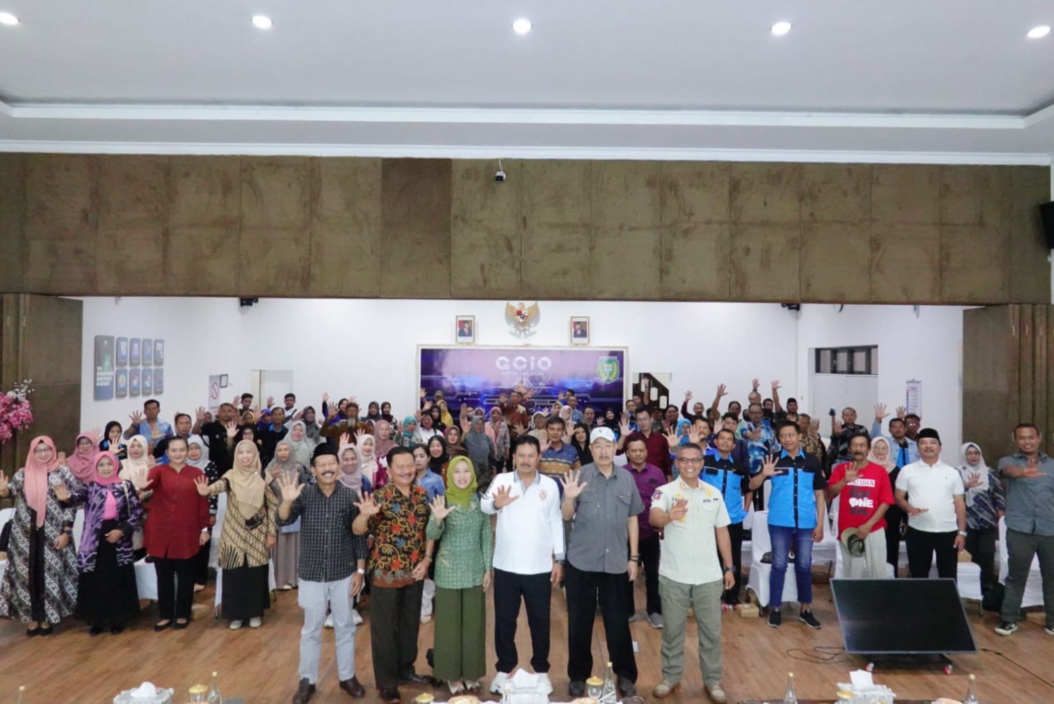 Foto 5 dari 6: Narsum FGD Tibumtranmas, Wali Kota Beri Arahan Jaga Kondusifitas Kota