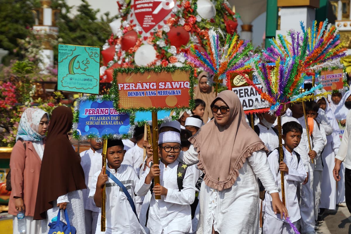 Foto 4 dari 9: Sebarkan Pesan Religi di Pawai Ta’aruf Safari Maulud Nabi