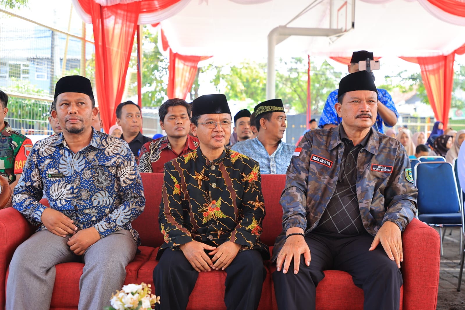 Foto 4 dari 9: Peletakan Batu Pertama Pembangunan Gedung Baru MIT Bakti Ibu, Wali Kota Beri Apresiasi Perkembangan Pesat Yayasan