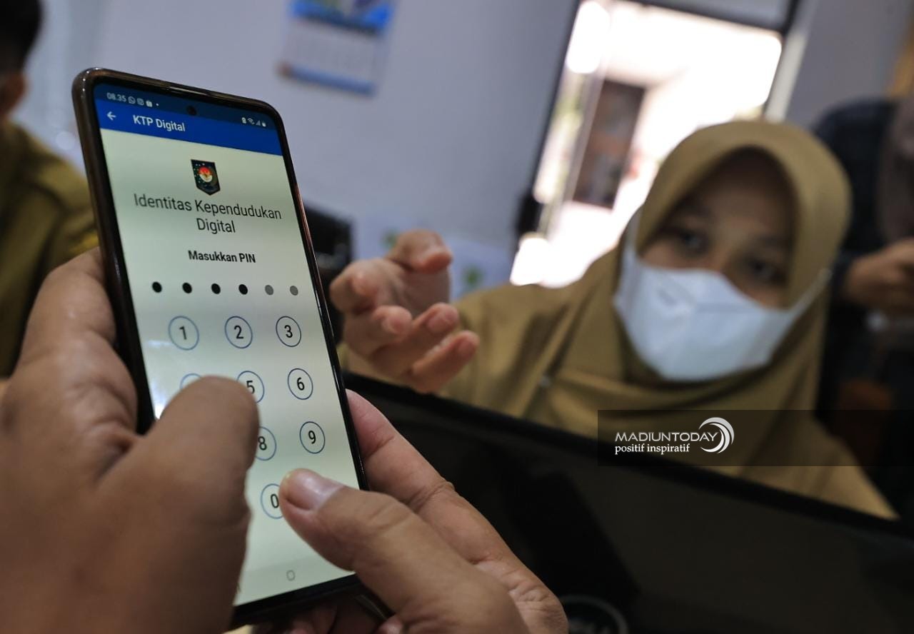 Foto utama berita: Mulai Registrasi Identitas Kependudukan Digital, Ke Depan Urusan Data Kependudukan Makin Gampang