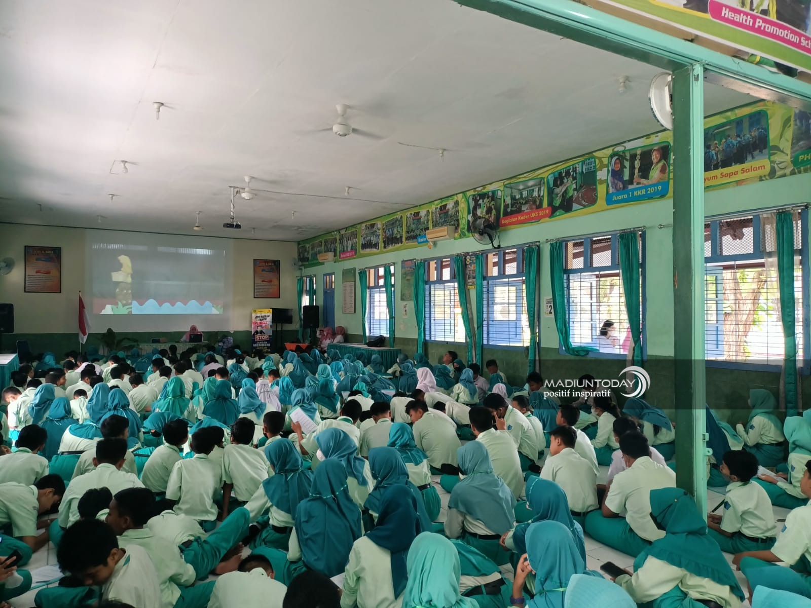 Foto 10 dari 10: Kiat SMPN 4 Bangun Profil Pelajar Pancasila Lewat Pementasan Drama