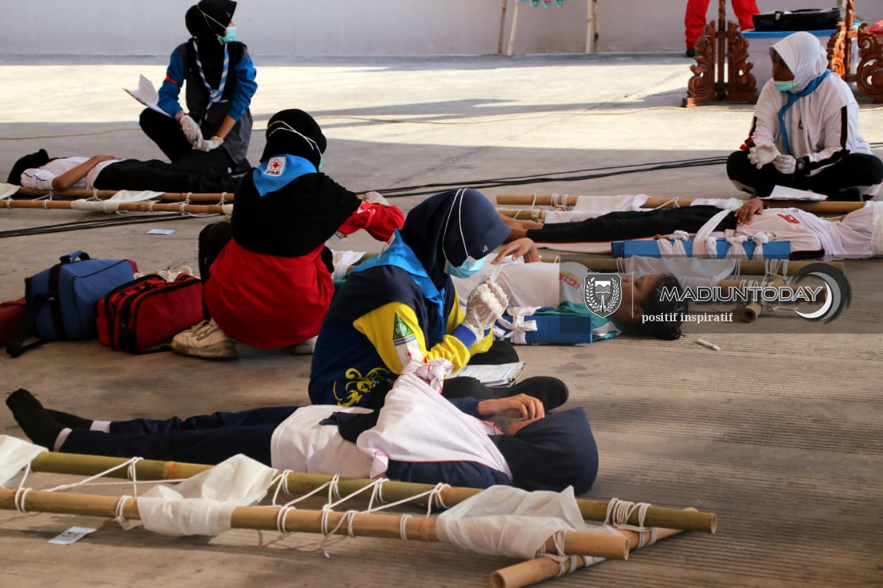 Foto 12 dari 20: 87 Sekolah Ikut Kompetisi PMR, Asah Kesiapsiagaan dan Kepedulian Terhadap Sesama