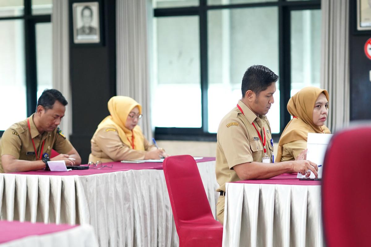 Foto 6 dari 11: Enam Bulan Menjabat Di Kota Madiun, Pj Wali Kota Paparkan Pertanggungjawaban Triwulan II Ke Kemendagri