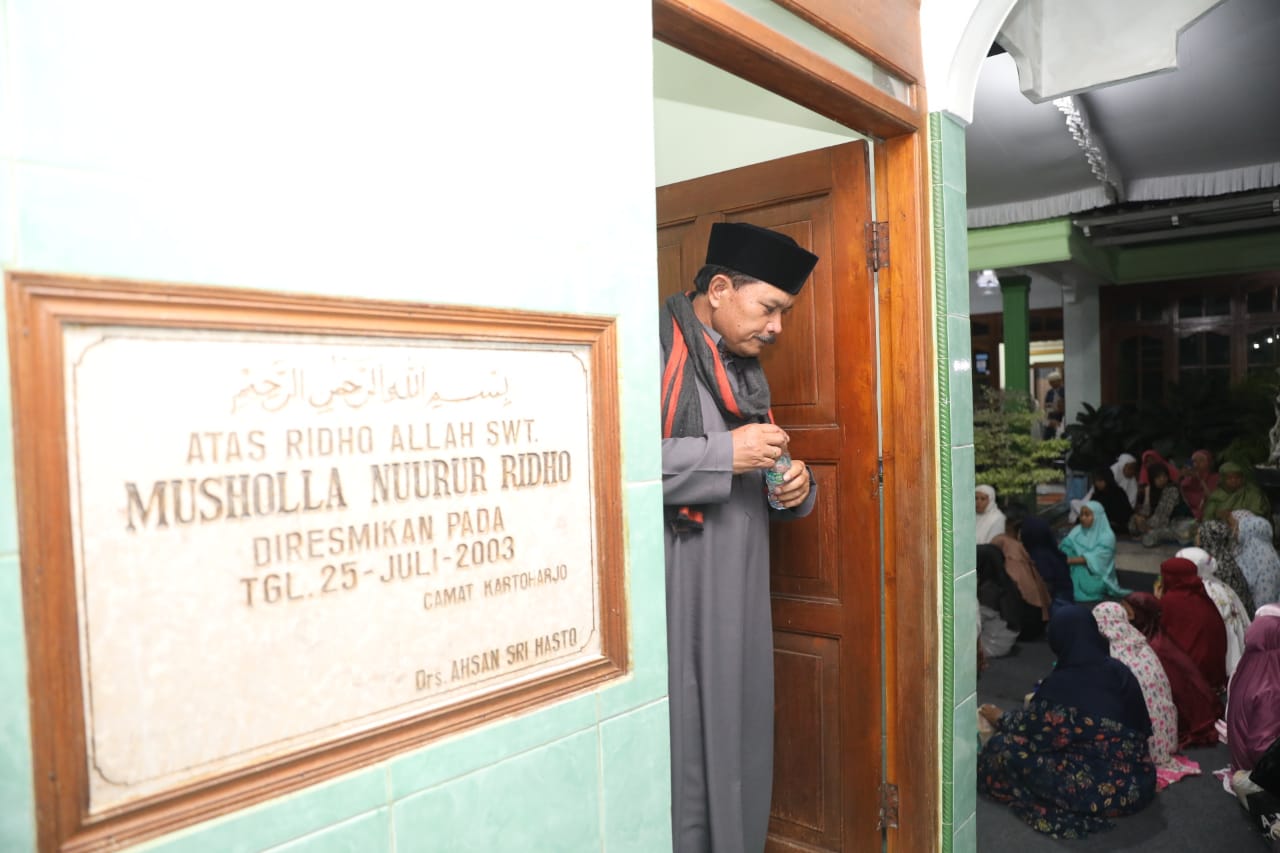 Foto 10 dari 10: Safari Ramadan di Musala Nurur Ridho, Jadi Ajang Silaturahmi Sekaligus Bangun Nuansa Religi