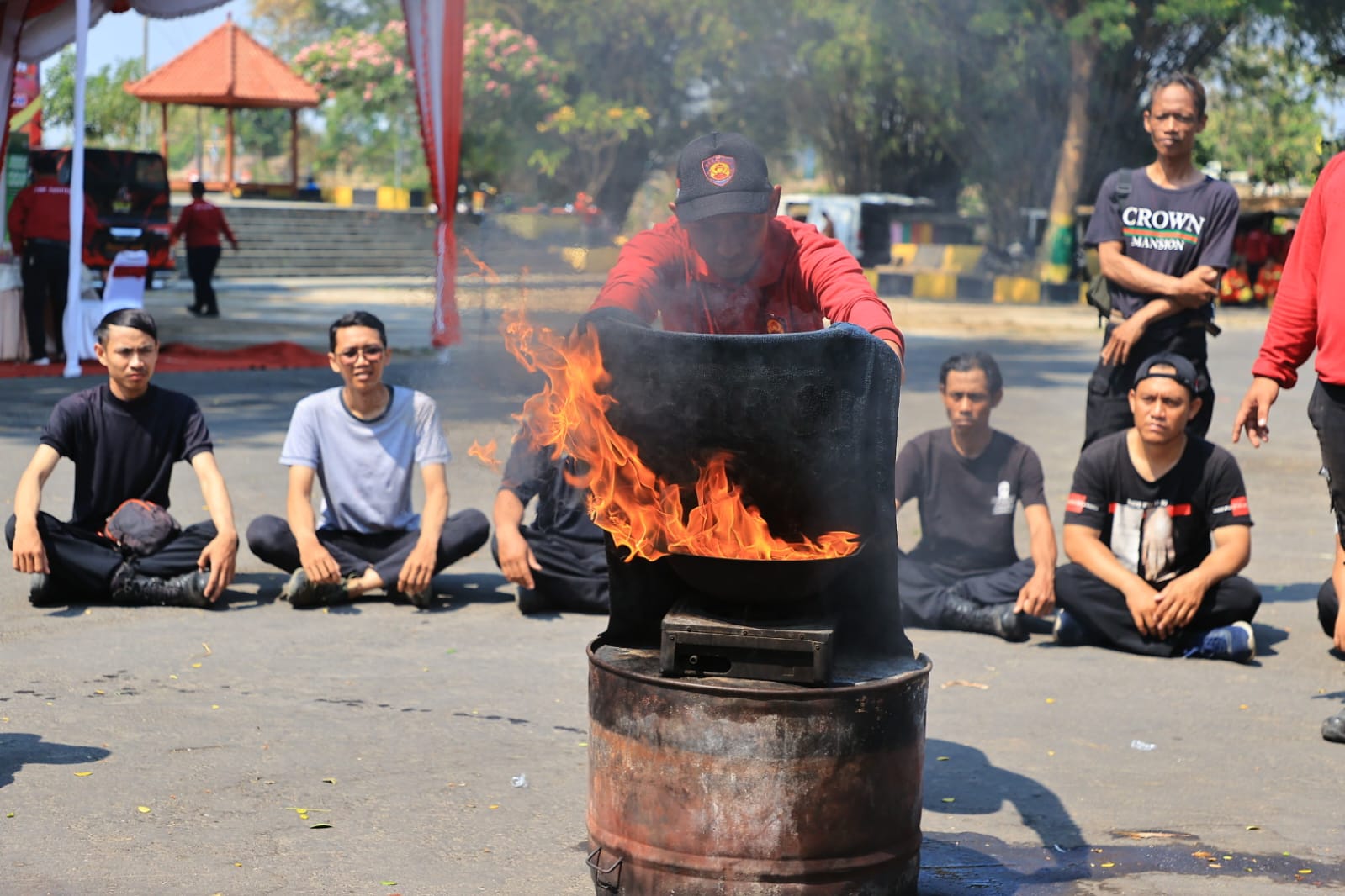 Foto 2 dari 7: Antisipasi Bencana, Wali Kota Ajak Masyarakat Jaga Diri Dan Lingkungan