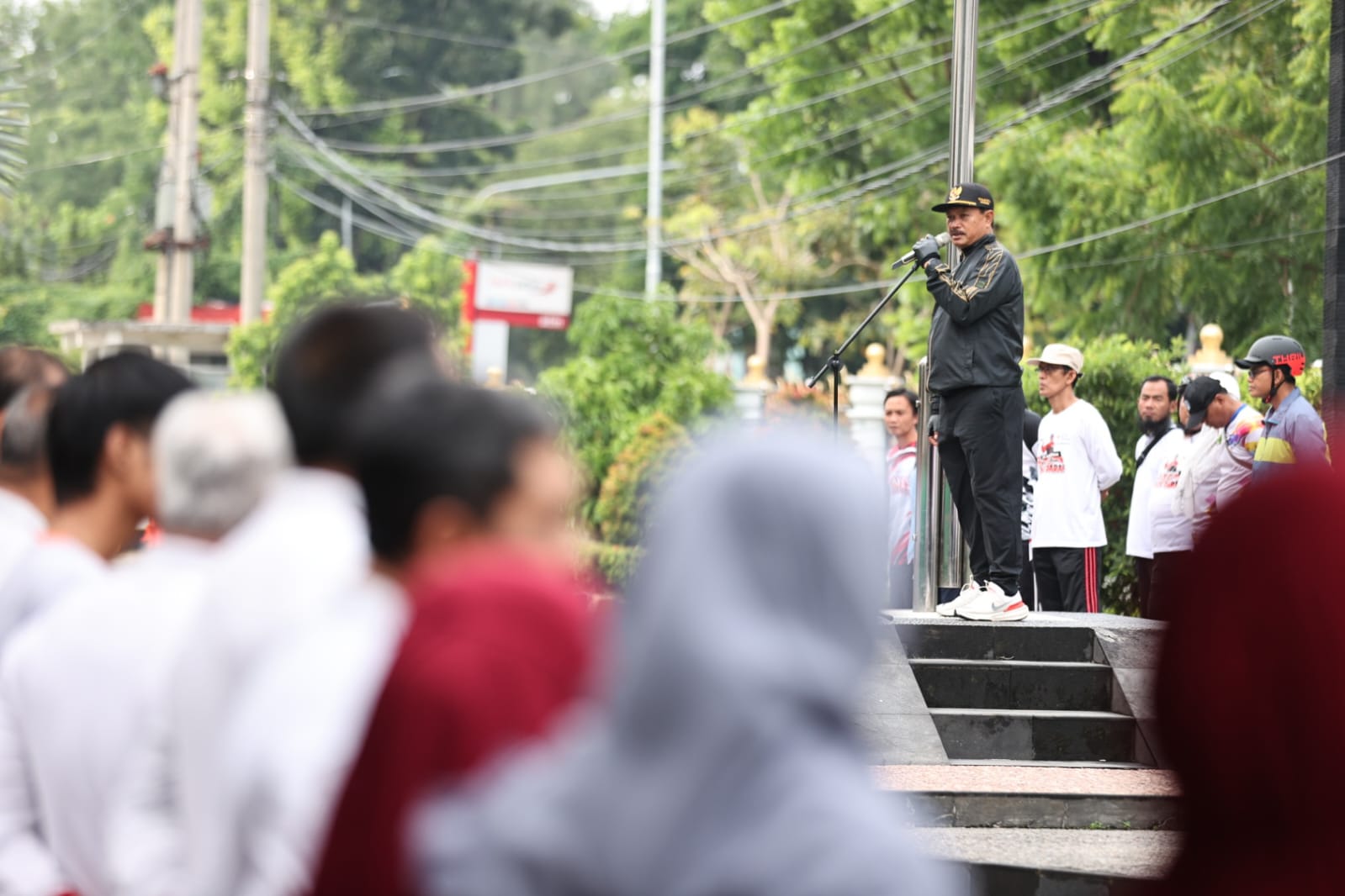 Foto 2 dari 8: Gowes Disambung Apel Di Gedung Bersama, Wali Kota : ASN Melayani Masyarakat