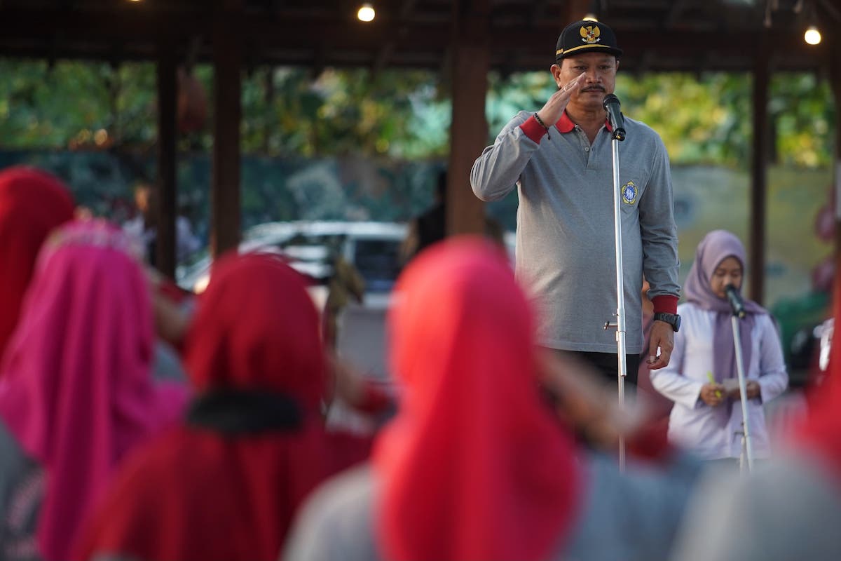Foto 2 dari 9: Pimpin Senam Lansia, Wali Kota Sampaikan Capaian Kota