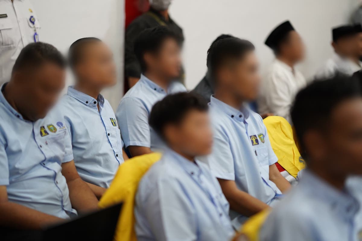 Foto 4 dari 7: Wali Kota Maidi Kuliahkan 20 Napi, Kakanwil Kemenkumham Jatim: Ini Baru Pertama di Tanah Air