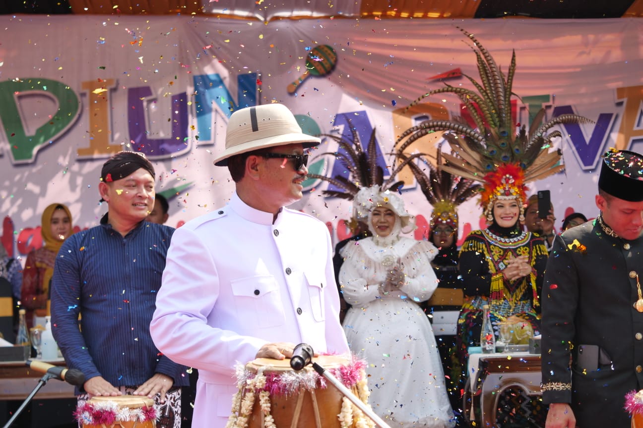 Foto 11 dari 14: Buka Madiun Carnival Harmoni Budaya Nusantara, Wali Kota Harap Jadi Moment Berkesan Hari Jadi ke-105