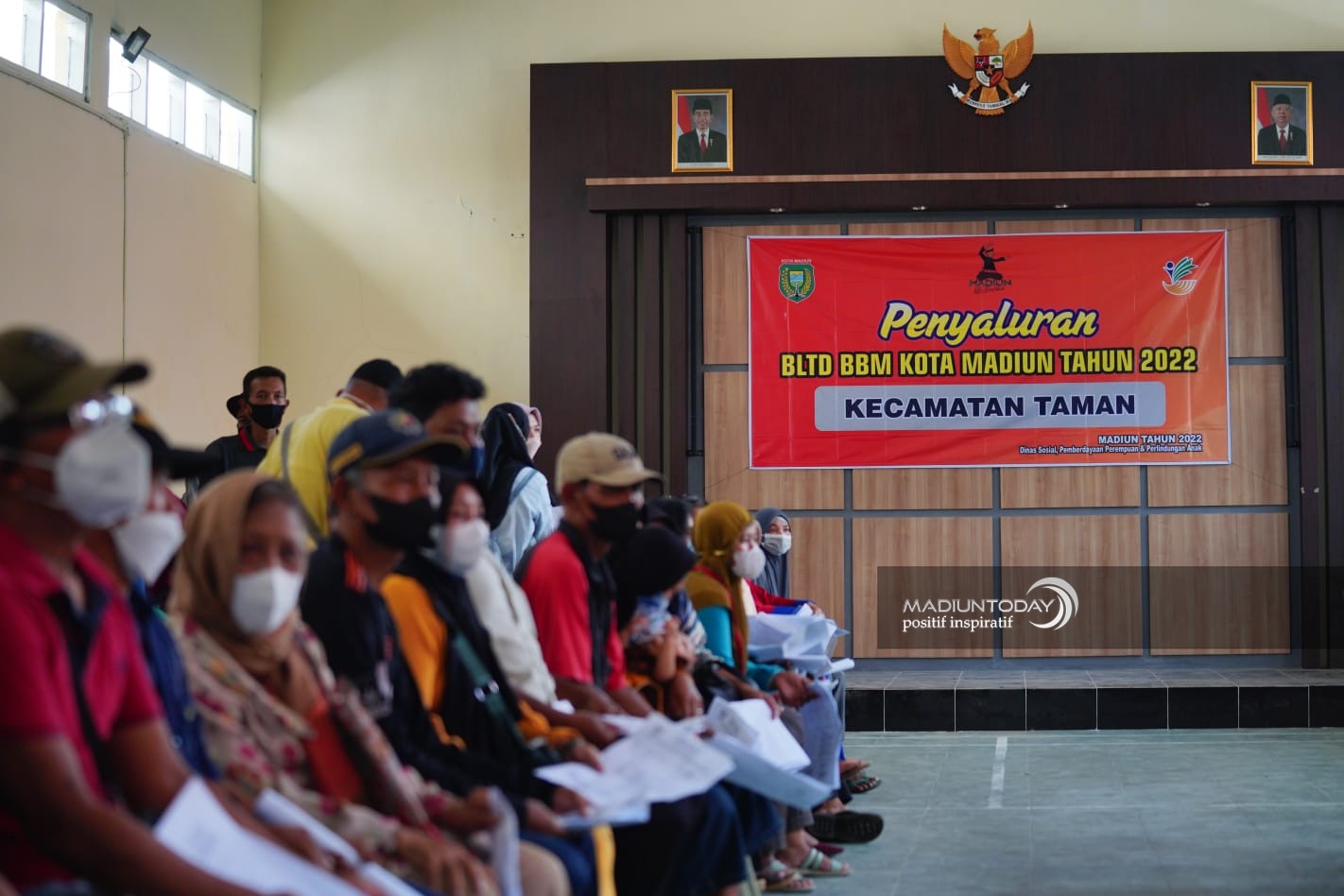 Foto 5 dari 6: BLT BBM Daerah dan BLT BBM DID Mulai Dicairkan, Ada 8.883 KPM, Dapat Rp 150 Ribu Selama Empat Bulan