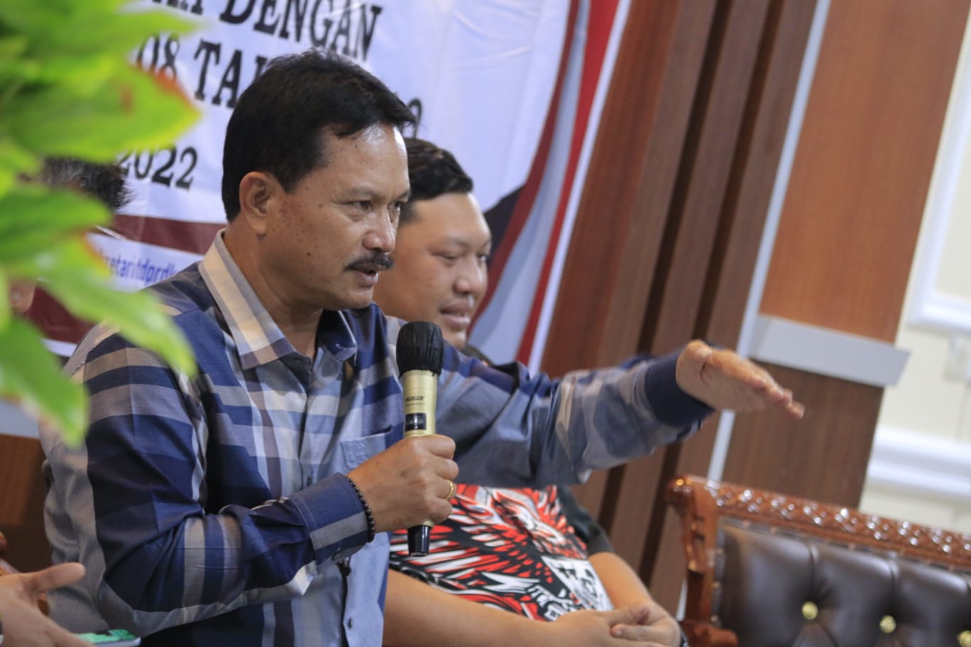 Foto 3 dari 9: Jadi Narsumber Evaluasi Perda, Wali Kota Harap Masyarakat Ikut Aktif Jaga Trantibum
