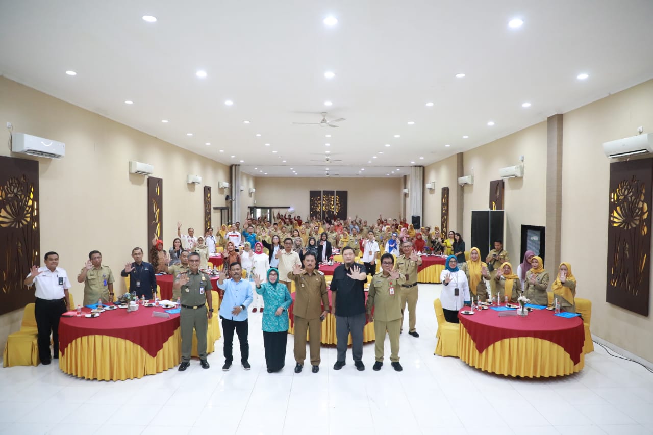 Foto 8 dari 12: Buka Musrenbang DisnakerKUKM, Wali Kota Harap Pengumpulan Bank Data Sebagai Acuan Pembangunan