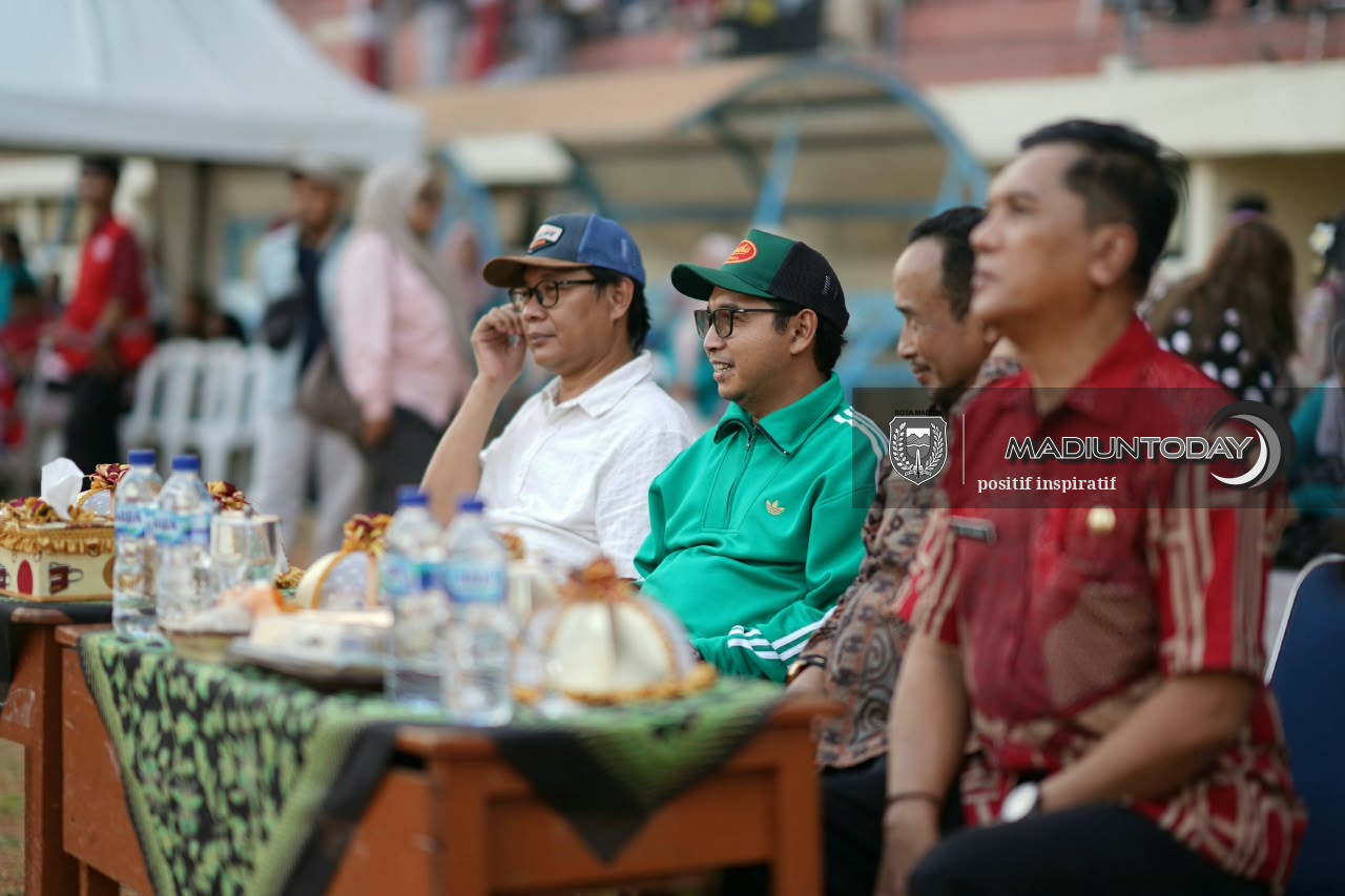 Foto 11 dari 19: Fasilitas Olahraga Terbuka untuk Umum, Warga Bisa Gelar Kompetisi di Stadion hingga Lapangan Kelurahan