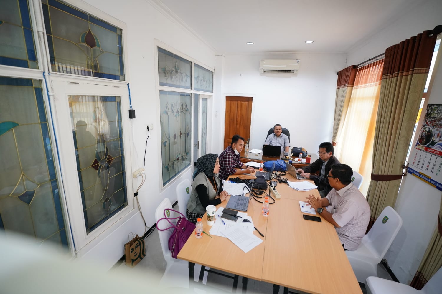 Foto 1 dari 5: Evaluasi Smart City, Perwakilan OPD Diskusi Bersama Tim Asesor