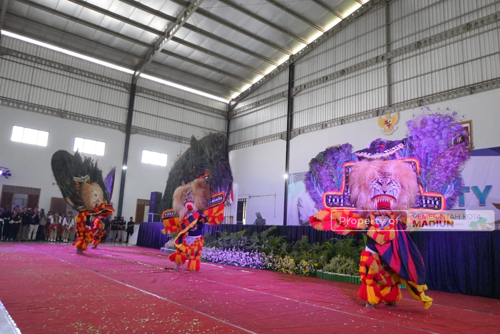 Foto 3 dari 10: Wali Kota Maidi Suguhkan Budaya Indonesia ke Delegasi Kenya