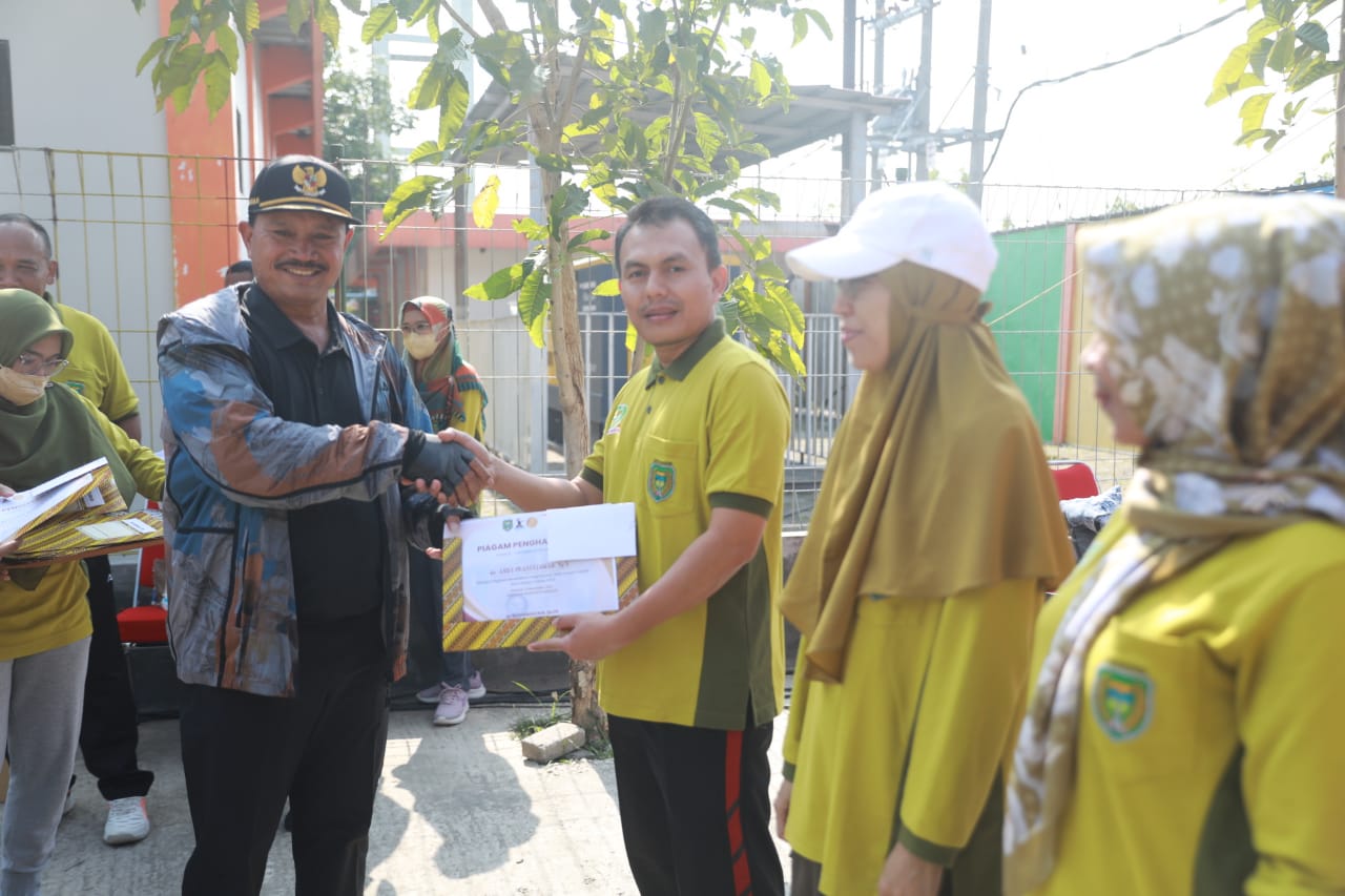 Foto 8 dari 8: Pimpin Olahraga Bersama Di RSUD, Wali Kota Pesan Jaga Kualitas Pelayanan