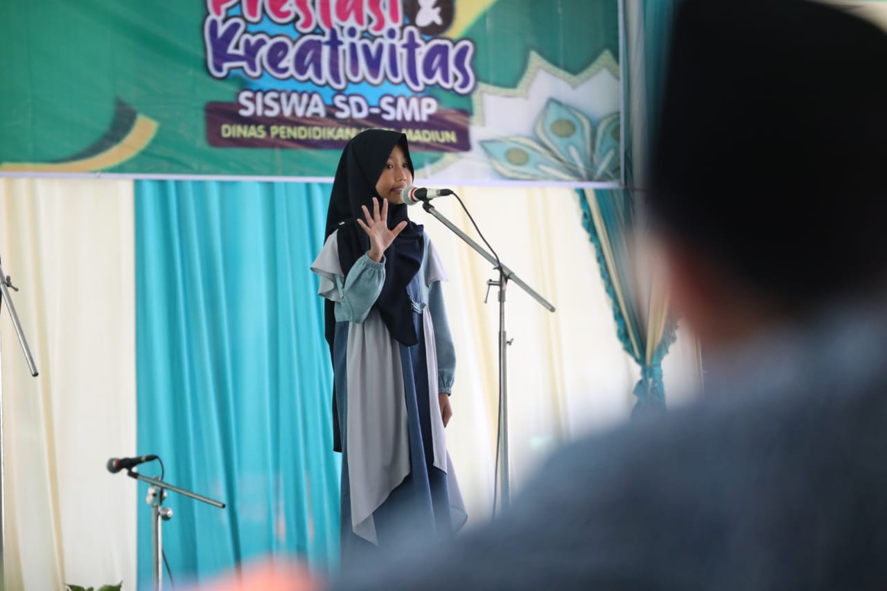 Foto 1 dari 11: Wadahi Potensi Religi Siswa, Dindik Kota Madiun Gelar Musabaqah Syarhil Qur'an